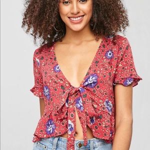 Floral crop tie top!